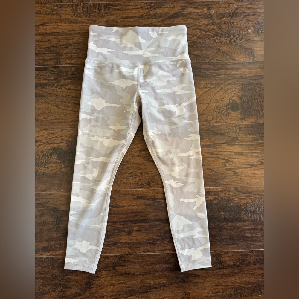 Athleta camo workout pants women’s XSP
